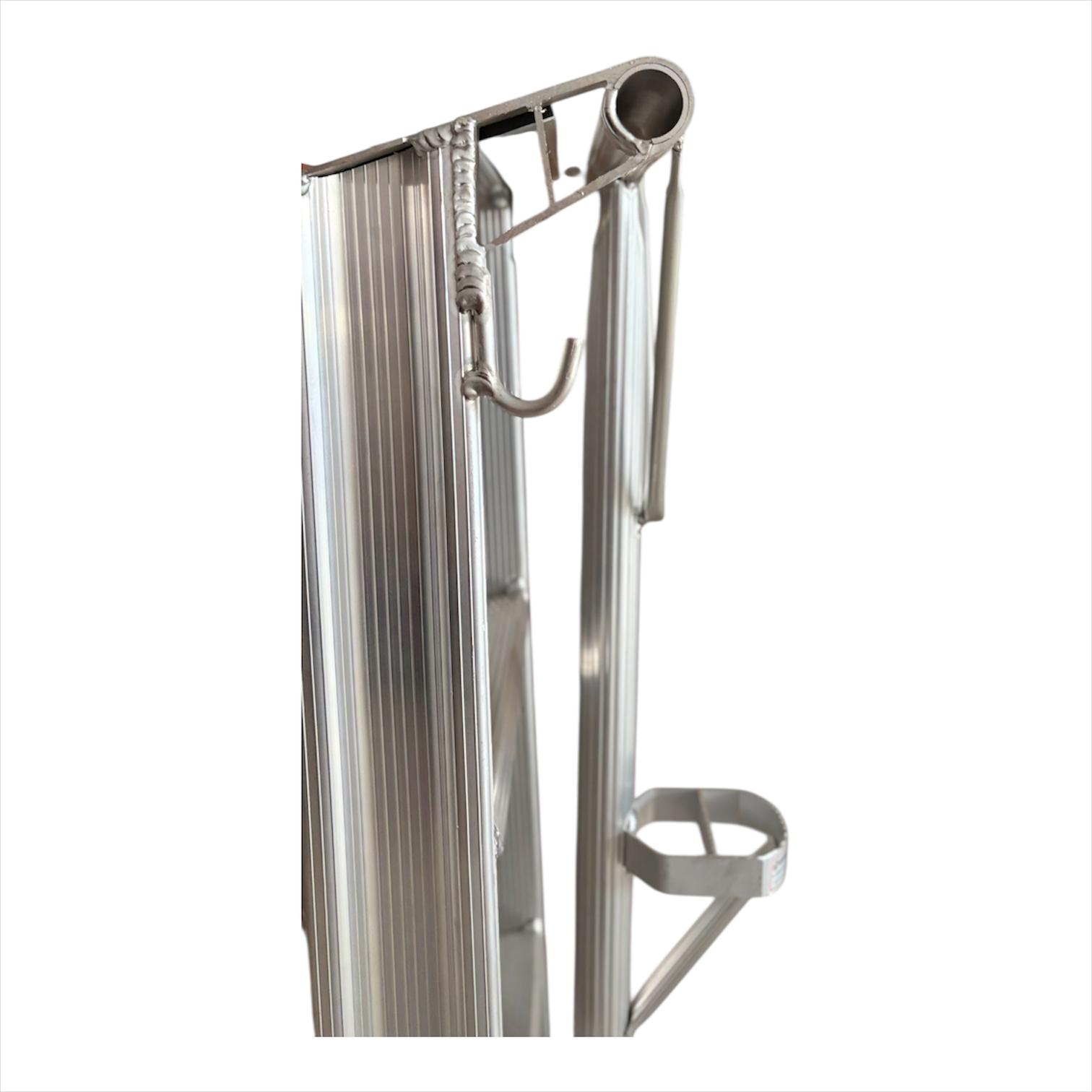 Escalera agrícola de aluminio ultraligera con zapatas antideslizantes